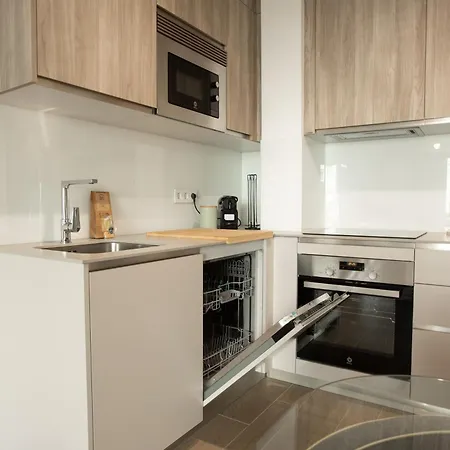 18 - Homey Galicia Apartment *