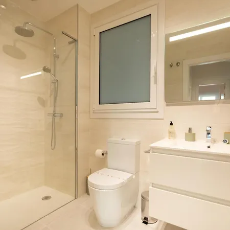 18 - Homey Galicia Apartment *